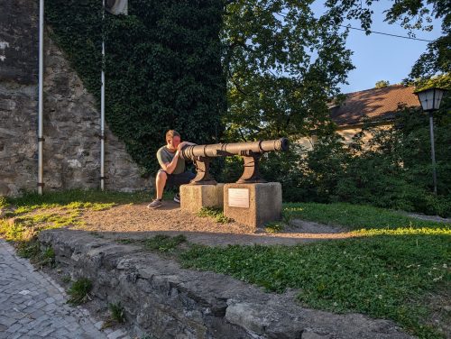 PXL 20240810 172613166.MP